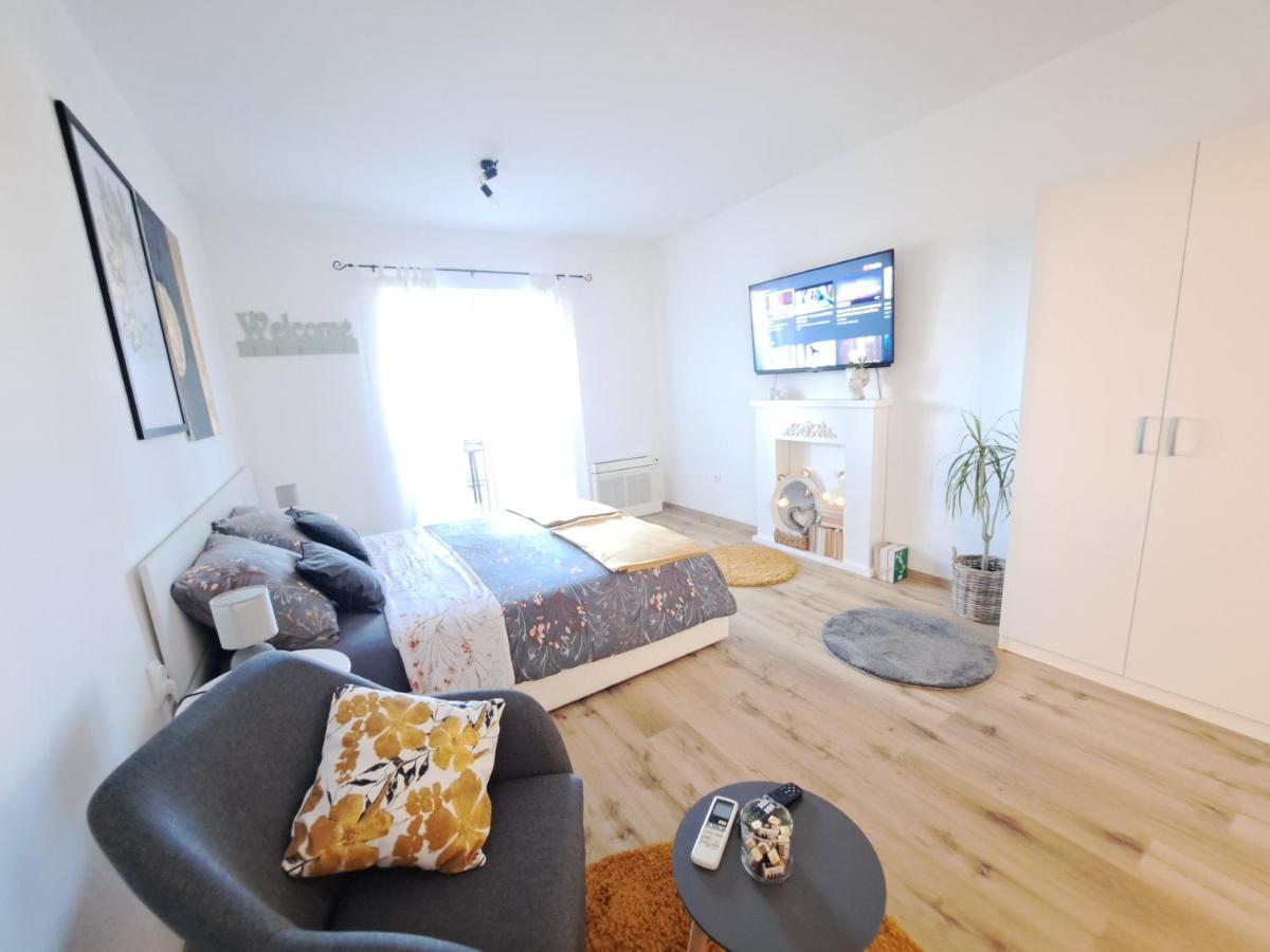 Apartman Karmen Vodice Ngoại thất bức ảnh